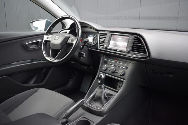 Seat LEON ST 1.2 TSi Style LED | Carplay | Sportstoelen | ECC | Stoelverwarming | Trekhaak | Volledig Onderhouden!!