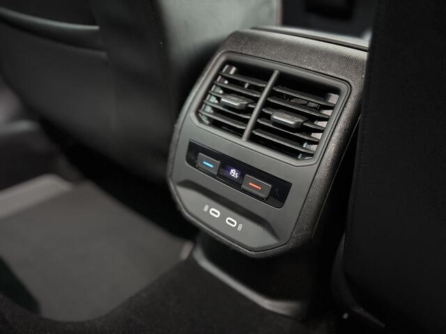 Seat LEON 1.0 TSI FR Launch Edition | Cruise Control Adaptief | Dig Cockpit | Apple carplay / Android auto |