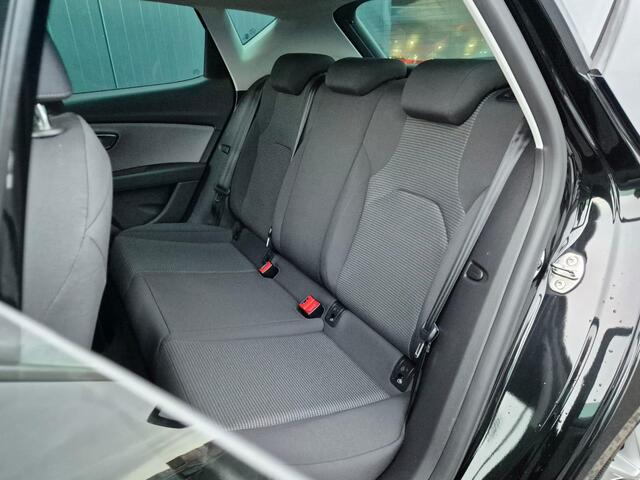 Seat LEON 1.0 EcoTSI Style Business Intense | Carplay | Navi | PDC | Clima | Cruise