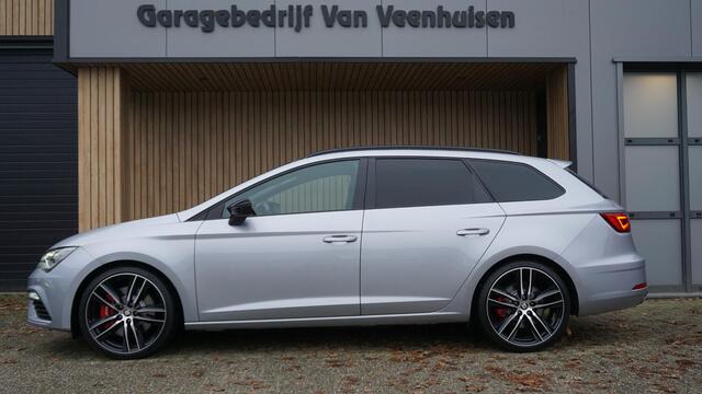 Seat LEON ST 2.0 TSI 300pk 4DRIVE CUPRA Pano.Dak *Sfeerverlichting* Virtual Cockpit Keyless Schaalstoelen *Zeer Nette Cupra*