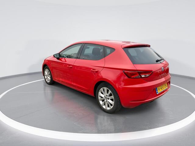 Seat LEON 1.5TSI/130PK Style Ultimate Edition · Navigatie · Camera + Parkeersensoren · Apple/Android