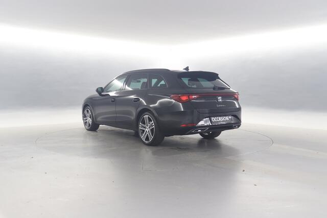 Seat LEON Sportstourer 1.5 TSI e-Hybrid 204pk FR Business DSG / Camera / App connect / Cruise control
