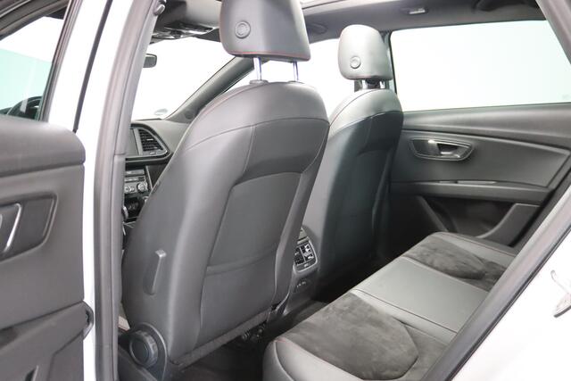 Seat LEON 2.0 TSI FR, 190PK, Panoramadak, Virtual Cockpit, Keyless, LED, Apple Carplay/Android Auto