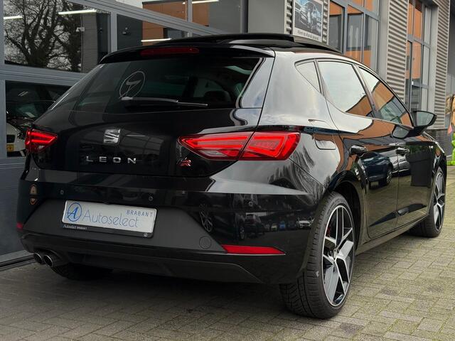 Seat LEON 1.4 EcoTSI FR DSG Pano Navi LED