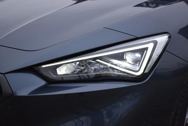 Seat LEON Sportstourer 1.5 TSI 150pk FR Launch Edition / Carplay / Navi / 17"LM