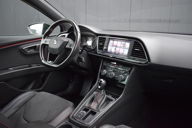 Seat LEON ST 1.4 TSi 150pk FR LED | Leder/Alcantara | Carplay | Sfeerverlichting | Camera | Trekhaak