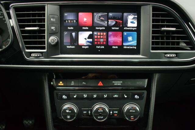 Seat LEON ST 1.4 TSi 150pk FR LED | Leder/Alcantara | Carplay | Sfeerverlichting | Camera | Trekhaak