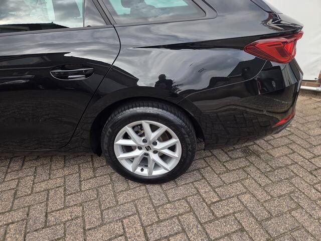 Seat LEON Sportstourer 1.0 eTSI Style BnsIn AUTOMAAT