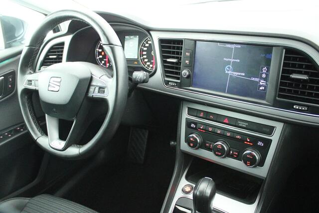 Seat LEON ST 1.5 TSI 150pk DSG Style Ultimate Edition Led Keyless Stoelverwarming Navigatie