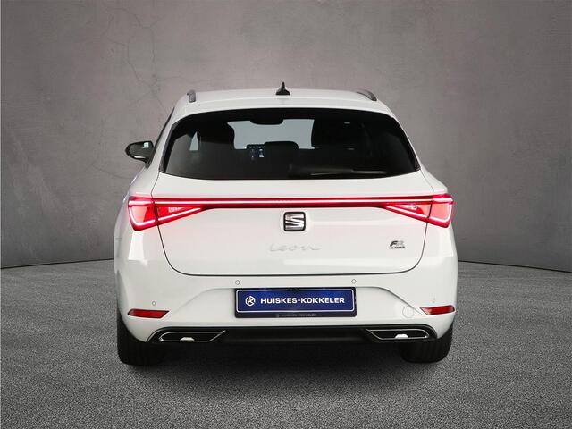 Seat LEON Sportstourer Style Business Intense 1.5 TSI eHybrid 204pk DSG Automaat Adaptive cruise control, Navigatie, Achteruitrijcamera, LED koplampen, Parkeersensoren, App connect