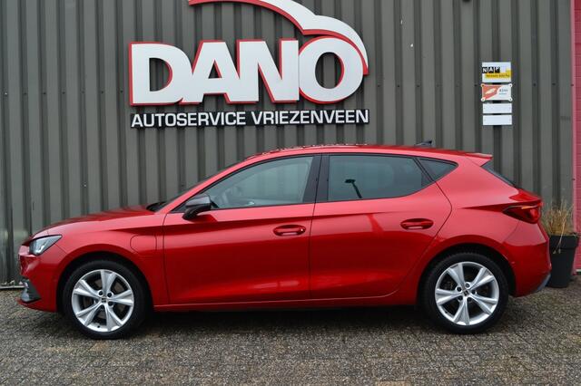 Seat LEON 1.4 TSI e-Hybrid FR LED/Camera/Keyless