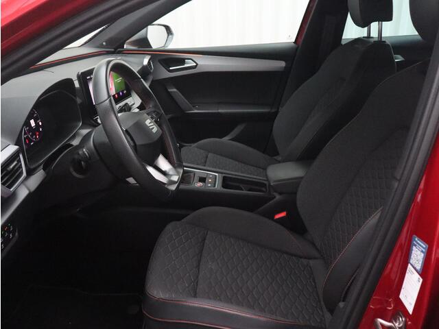 Seat LEON 1.5 TSI 150PK FR Launch Edition | NAVI | CAMERA | TREKHAAK | BEATS AUDIO |