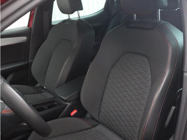 Seat LEON 1.5 TSI 150PK FR Launch Edition | NAVI | CAMERA | TREKHAAK | BEATS AUDIO |