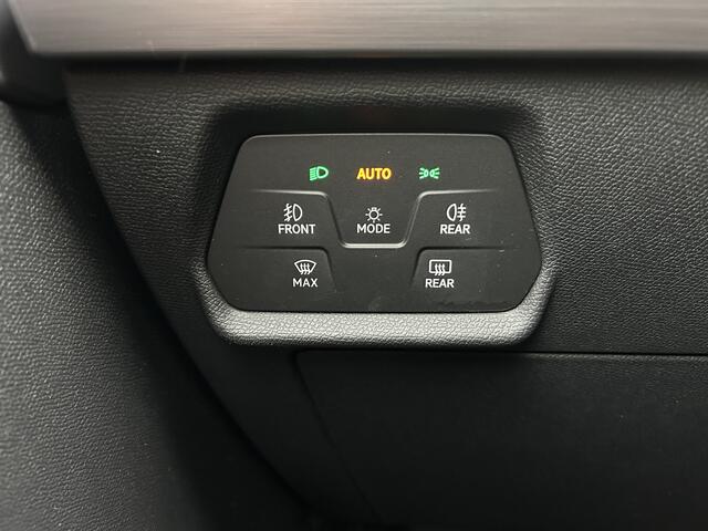 Seat LEON 1.5 eTSI FR Launch Edition | Dealer Onderhouden | Inklap. Trekhaak | Apple carplay / Android auto | Led | Automaat |