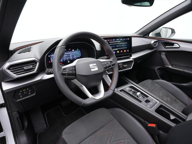 Seat LEON 1.4 TSI eHybrid 204 pk DSG PHEV FR | Panoramadak | Trekhaak | Geheugenstoel | Leder/alcantara | Stuur-/stoelverwarming | Achteruitrijcamera