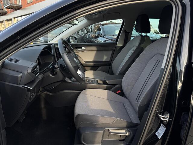 Seat LEON 1.5 eTSI Style Business Intense | Automaat | Camera