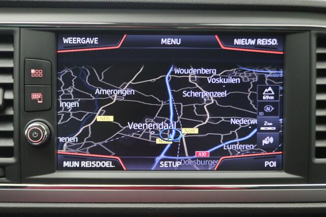 Seat LEON ST 1.0 EcoTSI Style Business Intense Climate, Apple Carplay, Keyless, Trekhaak, PDC