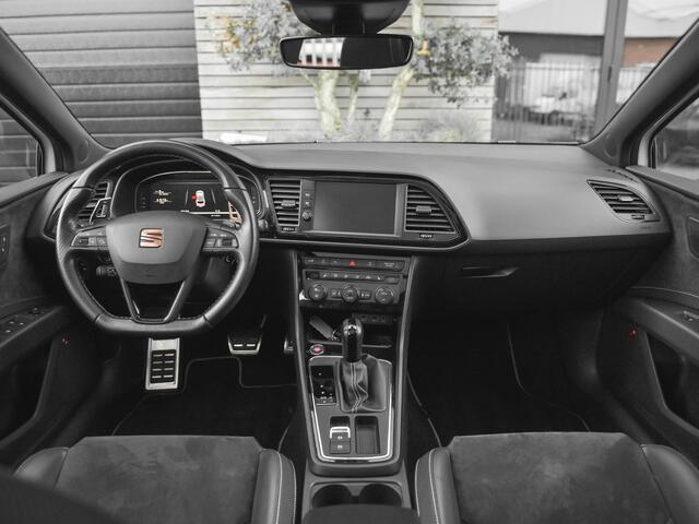 Seat LEON ST 2.0 TSI CUPRA 300 Panoramadak Adaptive Cruise control Beats audio 19 inch velgen