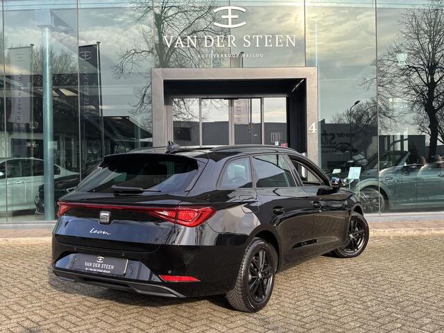 Seat LEON Sportstourer 1.5 eTSI Style Business Intense Elekt. Trekhaak | Stuurwiel verwarming