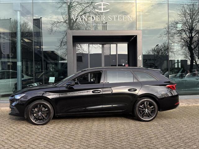 Seat LEON Sportstourer 1.5 eTSI Style Business Intense Elekt. Trekhaak | Stuurwiel verwarming