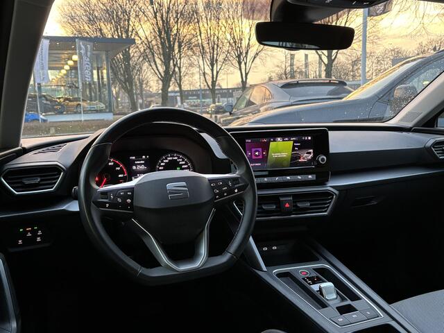 Seat LEON Sportstourer 1.5 eTSI Style Business Intense Elekt. Trekhaak | Stuurwiel verwarming
