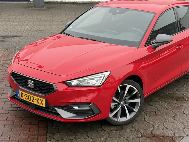 Seat LEON 1.5 eTSI FR Launch Edition Camera, Stuurvrw., Carplay, Rijklaar met beurt & garantie!
