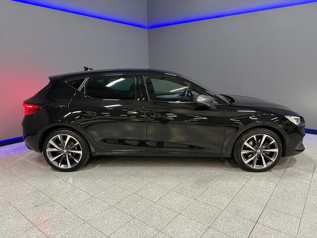Seat LEON 1.4 TSI eHybrid PHEV FR Pano|Camera|Memory