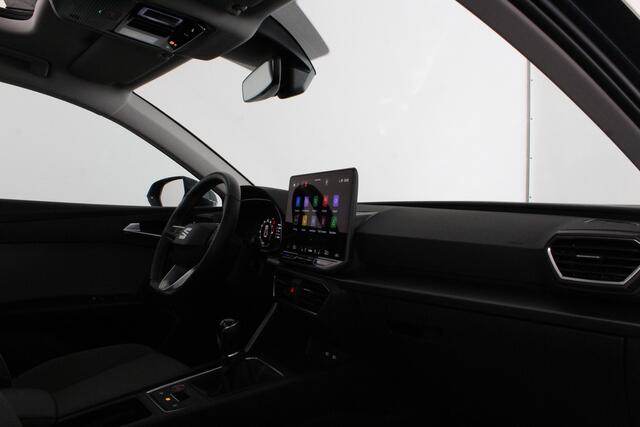 Seat LEON Sportstourer 1.5 TSI Style Business Panorama schuifdak/Stoelverwarming/Camera/Getint glas