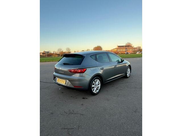 Seat LEON 1.0 EcoTSI 2017 Keyless Cruise Camera Sensoren LED