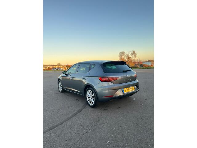 Seat LEON 1.0 EcoTSI 2017 Keyless Cruise Camera Sensoren LED