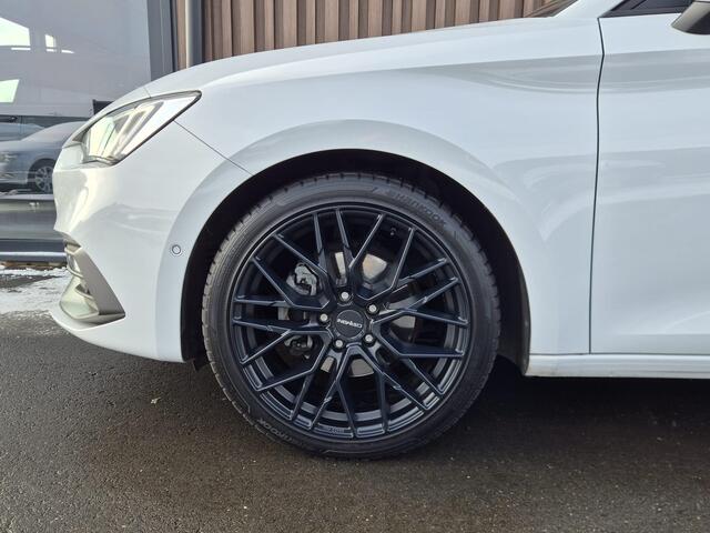 Seat LEON Sportstourer 1.5 TSI FR Launch Edition | Virtual | Keyless | 18'' | Stuur-stoelverw. | Carplay