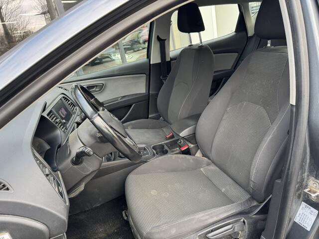 Seat LEON 1.6 TDI Style Intense*Navi*ECC*EXPORT/EX.BPM*