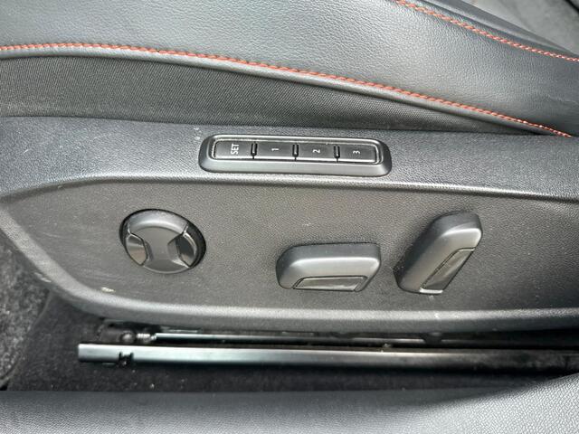 Seat LEON Sportstourer 1.4 TSI e-Hybrid PHEV FR | ACC | Elk Stoel | Leer