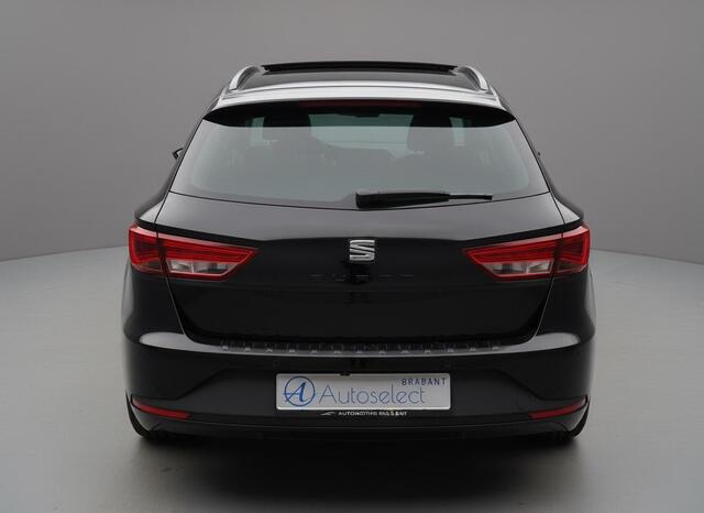 Seat LEON ST 2.0 TSI CUPRA DSG Pano LED Navi