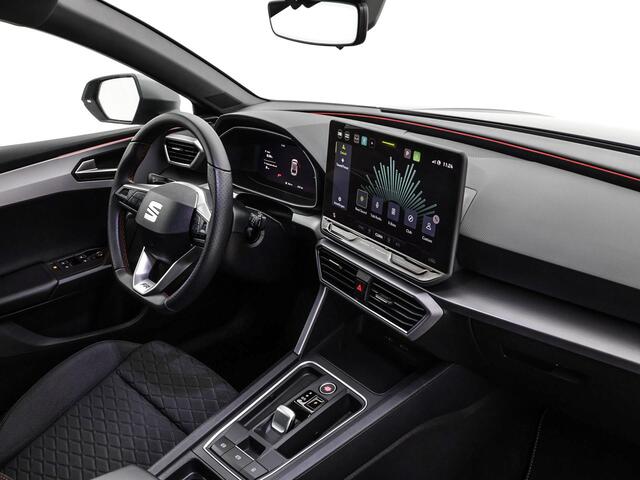 Seat LEON Sportstourer 1.5 TSI 204pk DSG e-Hybrid FR Business · Camera · Apple/Android Car Play · P-Sensoren · 18'' Inch · Garantie t/m 20-06-2029 of 100.000km