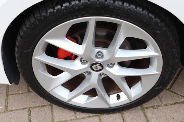 Seat LEON 1.4 EcoTSI FR. Aerodynamica-pakket (dakspoiler, side-skirts)