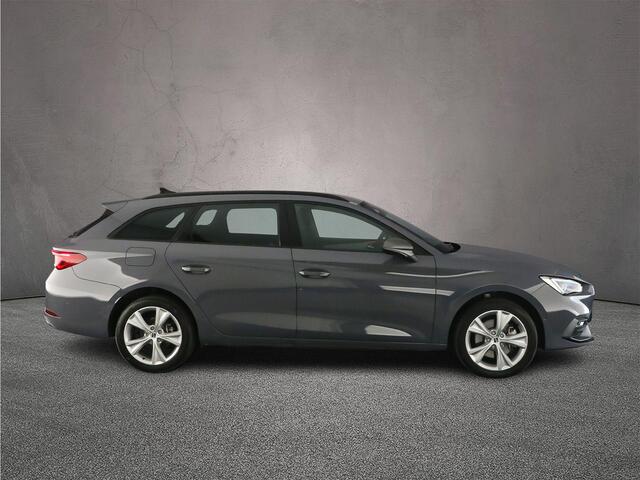 Seat LEON Sportstourer FR Business 1.5 TSI eHybrid 204pk DSG Automaat Trekhaak, Adaptive cruise control, Achteruitrijcamera, Stuurwiel verwarmd, LED koplampen, Stoelverwarming