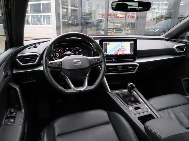 Seat LEON Sportstourer 1.5 TSI FR Launch Edition | Leder | Camera | Stuur-Stoelverw | 18 inch |
