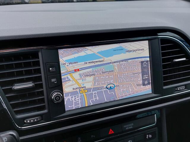 Seat LEON 1.4 EcoTSI 150pk FR Business Intense | Origineel NL | Navi | Apple Carplay | Clima | Cruise | Led Koplampen | Keyless Entry | Rijstrook+Licht+Regensensor | Pdc V+A | Privacy Glass | 18''lm