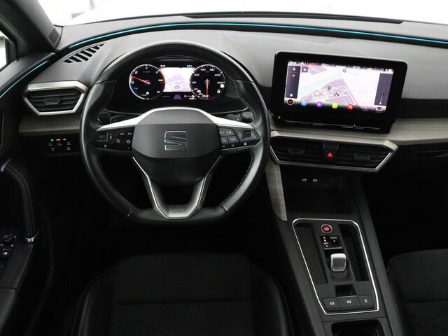 Seat LEON 1.4 TSI eHybrid PHEV Xcellence | Leder/Alcantara | Stoelverwarming | Adaptive cruise | Carplay | Sfeerverlichting | Navigatie | Stuurverwarming | Keyless | Full LED | Plug In