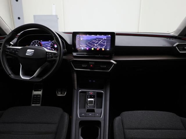 Seat LEON 1.5eTSI/150PK Excellence DSG · Navigatie · Stoel -& stuurverwarming · Camera + Parkeersensoren