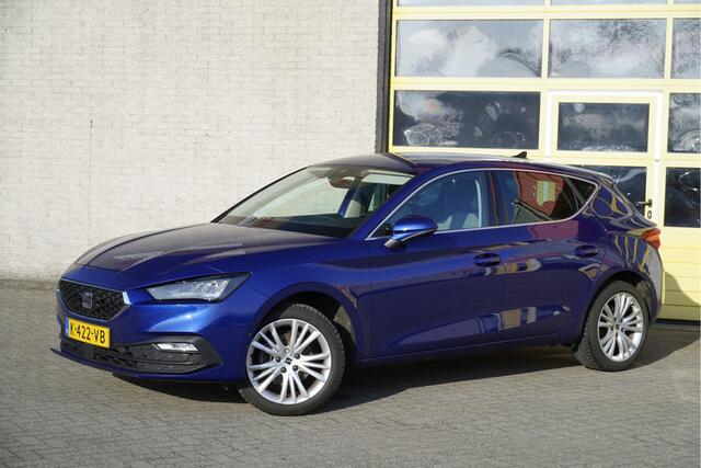 Seat LEON 1.5 eTSI 150PK! Automaat 5drs Style Launch Edition BJ2021 Lmv 17" | Led V+A | Pdc | Navi | Elek. trekhaak | Virtual cockpit | Climate control | Cruise control | Extra getint glas