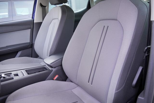 Seat LEON 1.5 eTSI 150PK! Automaat 5drs Style Launch Edition BJ2021 Lmv 17" | Led V+A | Pdc | Navi | Elek. trekhaak | Virtual cockpit | Climate control | Cruise control | Extra getint glas