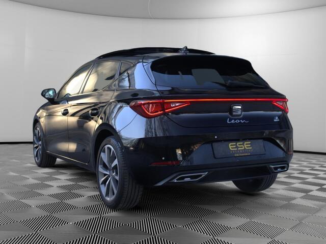 Seat LEON 1.4 TSI eHybrid PHEV FR | Panorama | Camera | Stuur verwarming | Carplay