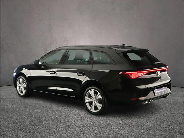 Seat LEON Sportstourer FR Business 1.5 TSI eHybrid 204pk DSG Automaat Trekhaak, Adaptive cruise control, Navigatie, Stuurwiel verwarmd, Achteruitrijcamera, LED koplampen
