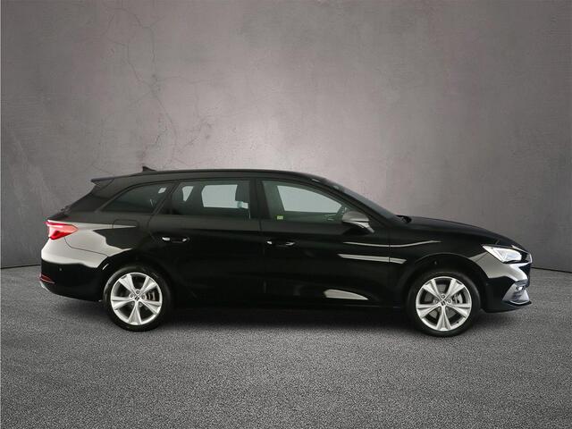 Seat LEON Sportstourer FR Business 1.5 TSI eHybrid 204pk DSG Automaat Trekhaak, Adaptive cruise control, Navigatie, Stuurwiel verwarmd, Achteruitrijcamera, LED koplampen