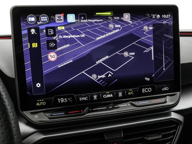 Seat LEON Sportstourer 1.5 TSI 204pk DSG e-Hybrid FR Business · Camera · Apple/Android Car Play · Elek. Trekhaak · Navigatie · Dodehoek Detectie · 18'' Inch · Garantie t/m 18-06-2029 of 100.000km