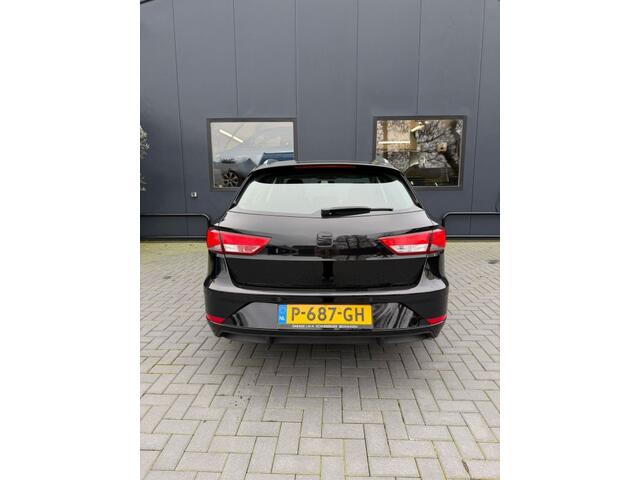 Seat LEON ST 1.0 EcoTSI Style Business Intense AUT / Cruisecontrol / Carplay / Pdc / Stoelverw.