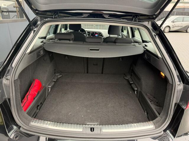 Seat LEON ST 1.0 EcoTSI Style Business Intense AUT / Cruisecontrol / Carplay / Pdc / Stoelverw.