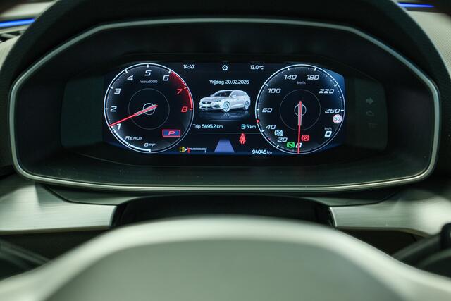 Seat LEON Sportstourer 1.5 eTSI FR Business Intense Panoramadak Wegklapbare Trekhaak Virtiueel Cockpit 150pk